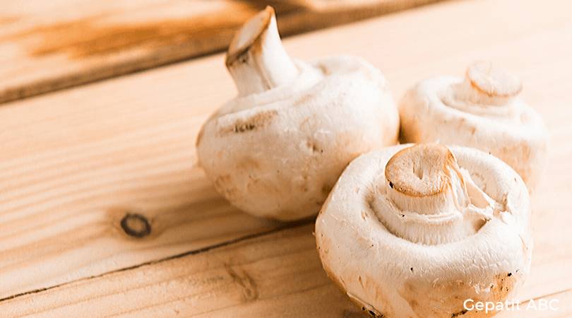7 продуктов, которые восстановят уровень железа
